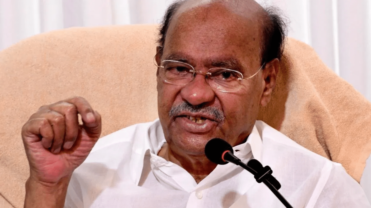 என் வீட்டில் ஒட்டுக் கேட்கும் கருவி! – ராமதாஸ் பரபரப்பு குற்றச்சாட்டு