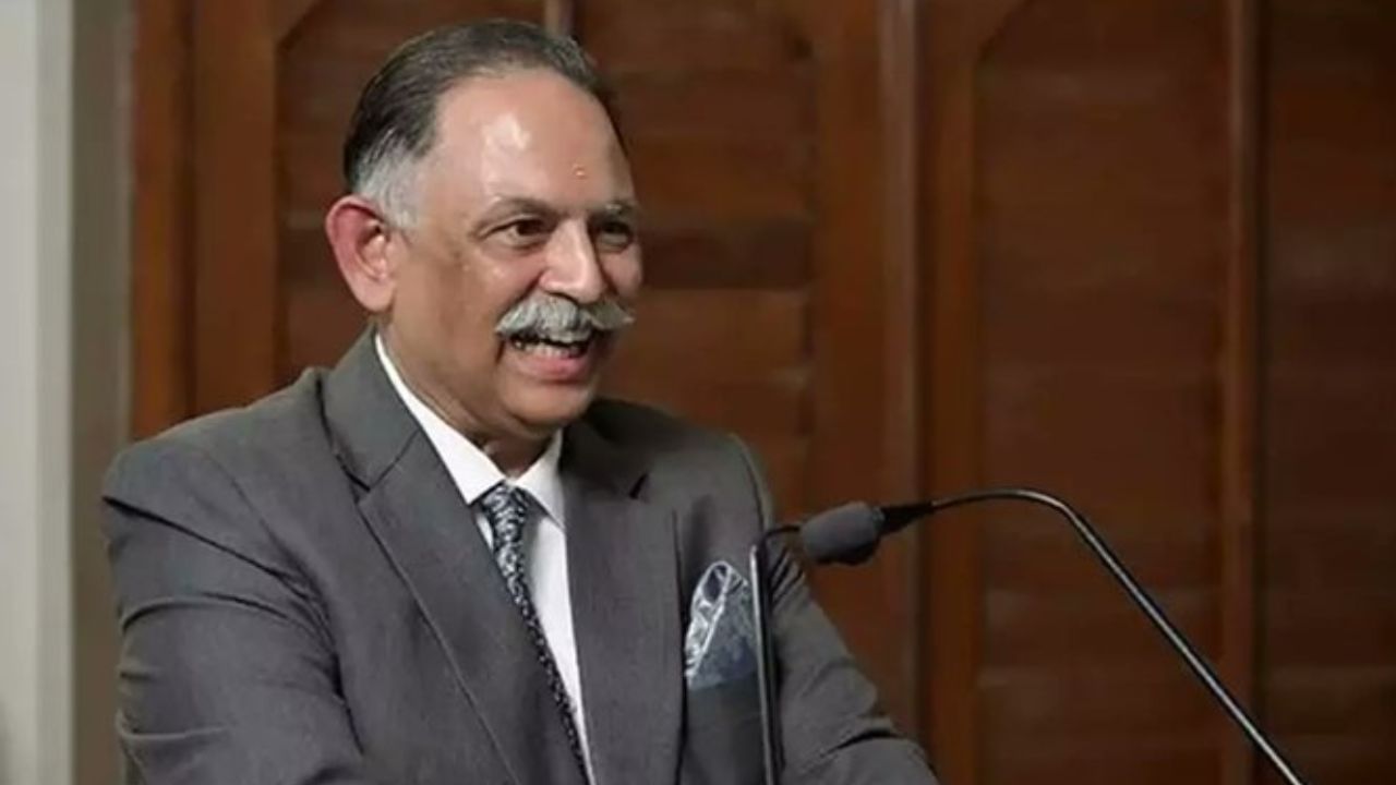 அதிக பெண் நீதிபதிகள்.. தமிழ்நாட்டை பாராட்டிய தலைமை நீதிபதி கே.ஆர். ஸ்ரீராம்.. அதிக பெண் நீதிபதிகள்.. தமிழ்நாட்டை பாராட்டிய தலைமை நீதிபதி கே.ஆர். ஸ்ரீராம்..