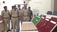 கர்நாடகாவில் தொடர் திருட்டில் ஈடுபட்ட நபர் கைது! கர்நாடகாவில் தொடர் திருட்டில் ஈடுபட்ட நபர் கைது!...