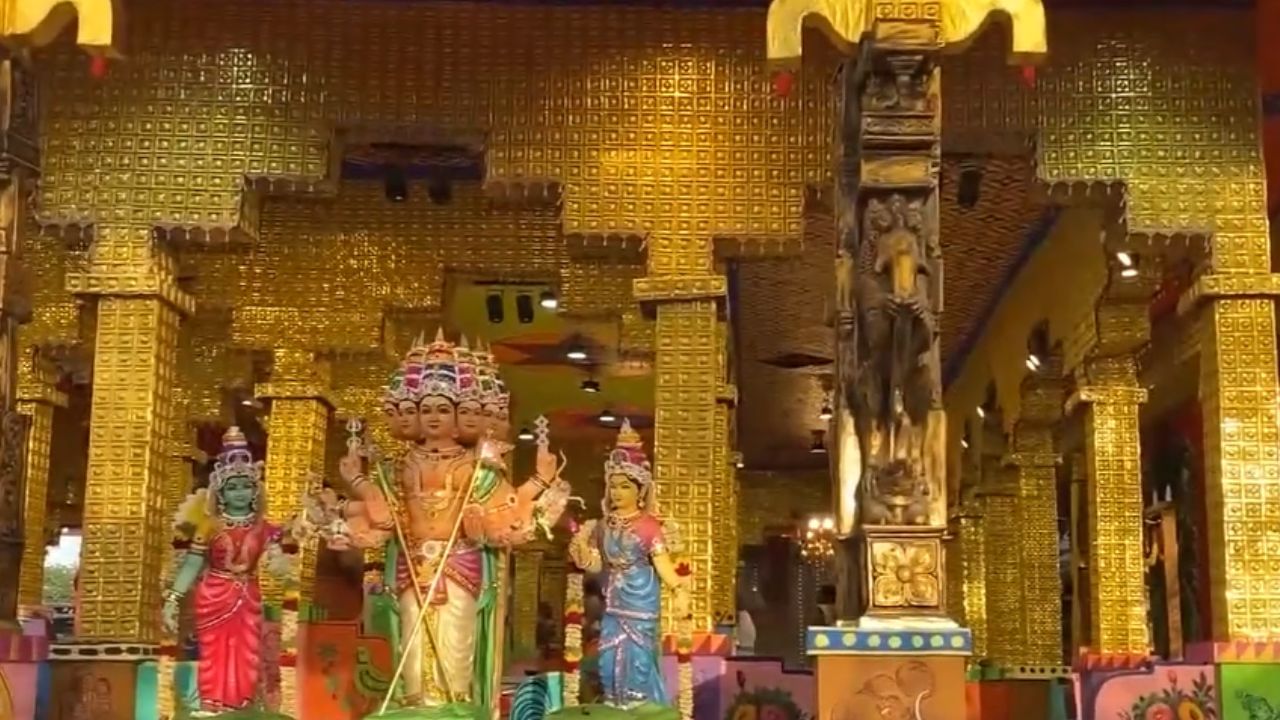 விழாக்கோலத்தில் திருச்செந்தூர் முருகன் கோயில்.. கும்பாபிஷேக ஏற்பாடுகள்!