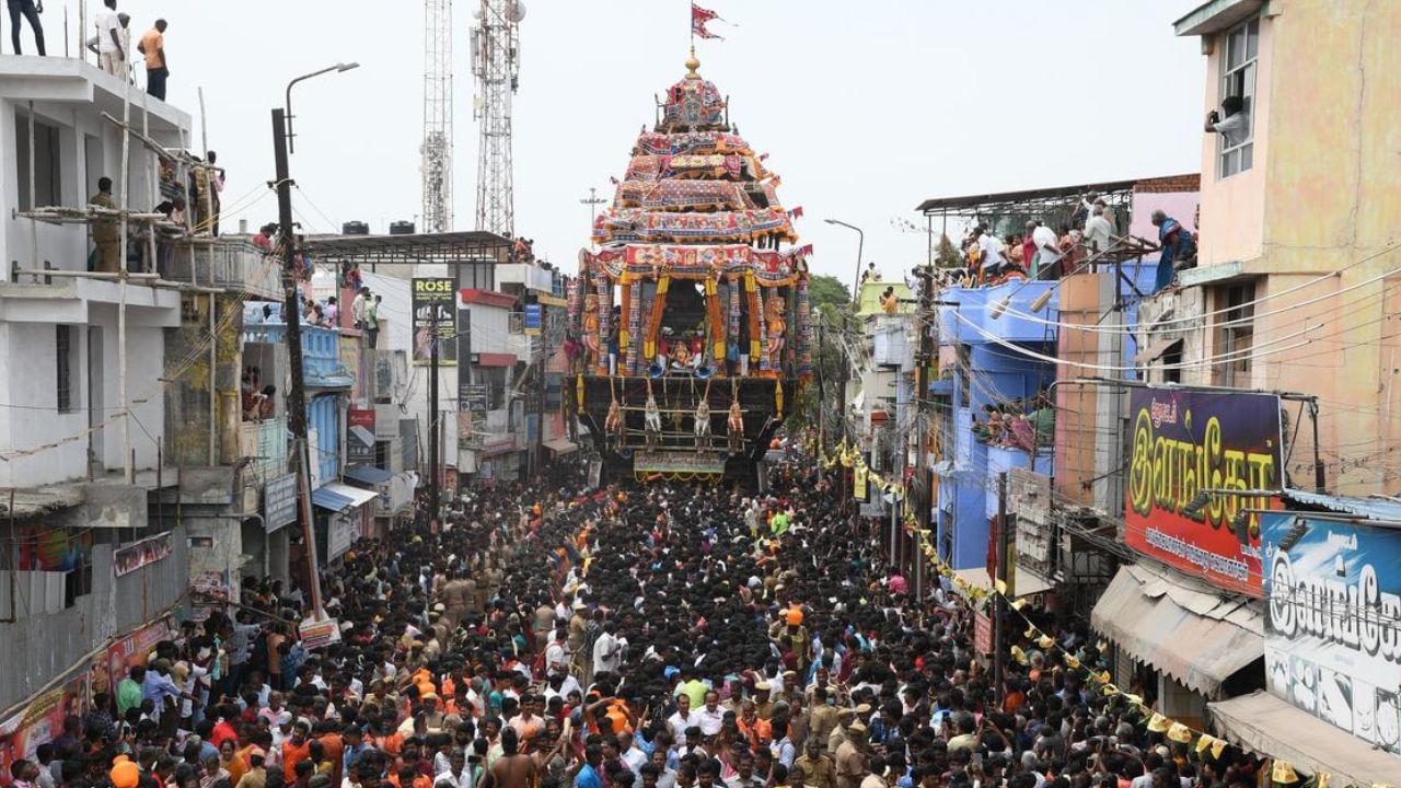 Tirunelveli: தமிழ்நாட்டின் 3வது பெரிய தேர்.. நெல்லையப்பர் தேருக்கு இப்படி ஒரு வரலாறா? Tirunelveli: தமிழ்நாட்டின் 3வது பெரிய தேர்.. நெல்லையப்பர் தேருக்கு இப்படி ஒரு வரலாறா?