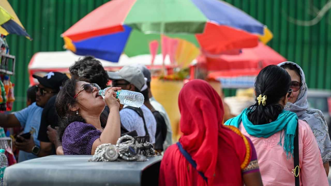 மண்டையை பொளக்கும் வெயில்.. 41 டிகிரி கடந்து பதிவான வெப்பநிலை.. எச்சரிக்கும் வானிலை.. மண்டையை பொளக்கும் வெயில்.. 41 டிகிரி கடந்து பதிவான வெப்பநிலை.. எச்சரிக்கும் வானிலை..
