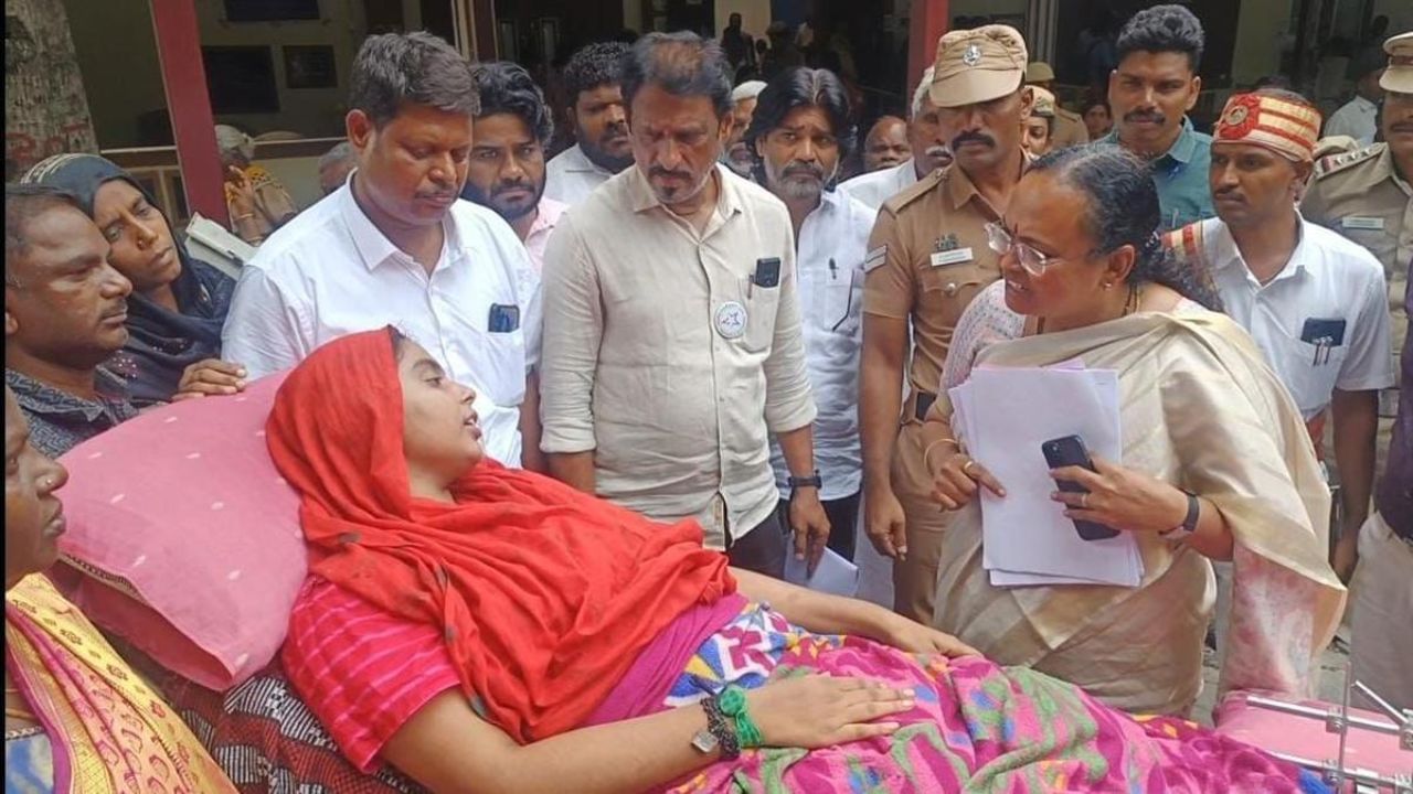 வரதட்சணை கொடுமை.. மனைவியை மாடியில் இருந்து தள்ளிவிட்ட கணவன்.. கைது செய்த போலீஸ்! வரதட்சணை கொடுமை.. மனைவியை மாடியில் இருந்து தள்ளிவிட்ட கணவன்.. கைது செய்த போலீஸ்!