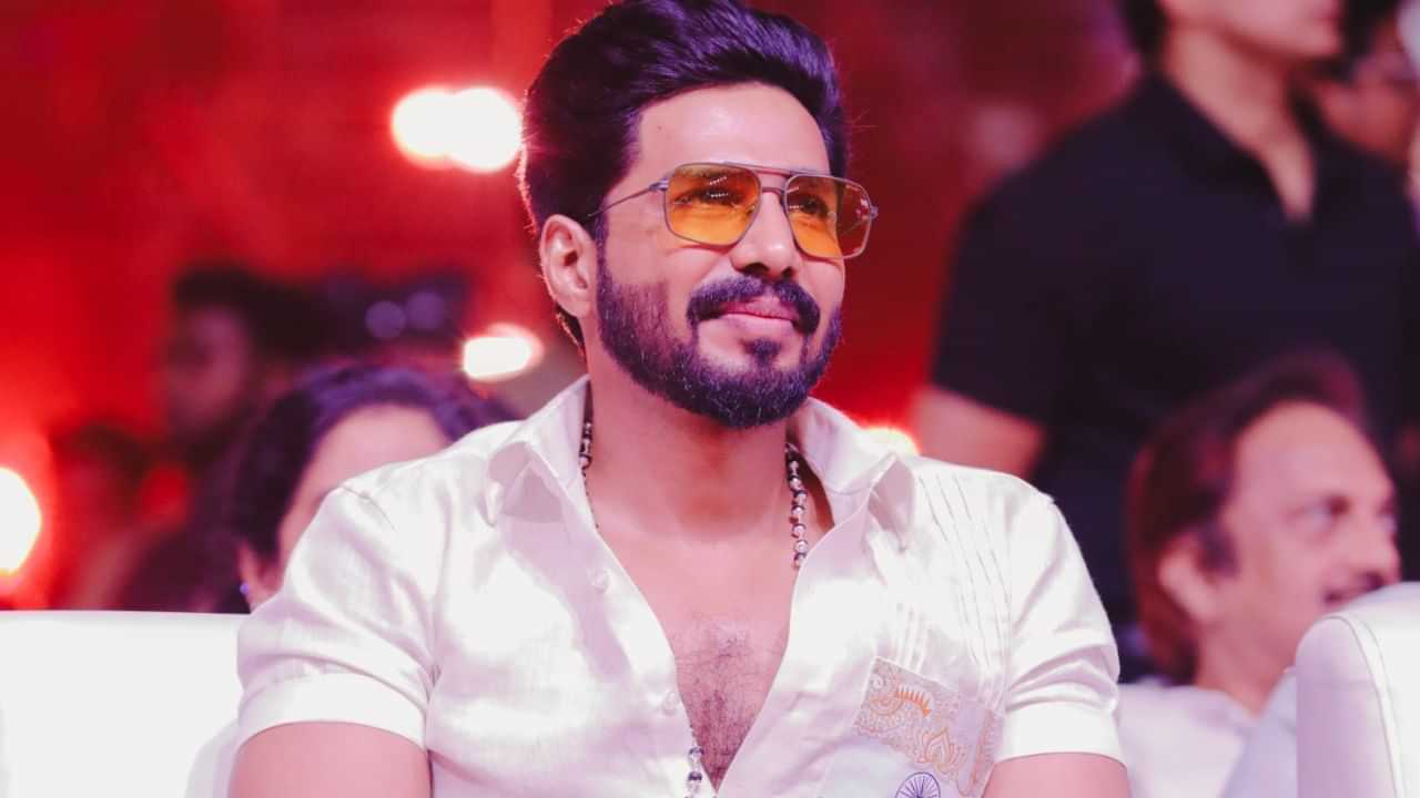 பேச்சுலர் பட இயக்குநருடன் இணையும் நடிகர் விஷ்ணு விஷால்!