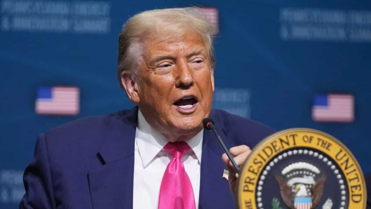 Donald Trump : இந்தியா மீது விதிக்கப்பட்ட 25% வரியை ஒத்திவைத்த அமெரிக்கா.. புது தேதி என்ன தெரியுமா?