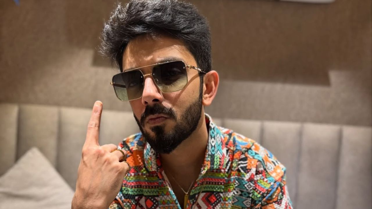 சில படம் ஓடாது எனத் தெரியும்.. அதனால் அந்த விஷயத்தை நான் நிறுத்திவிட்டேன்.. அனிருத் உடைத்த உண்மை! சில படம் ஓடாது எனத் தெரியும்.. அதனால் அந்த விஷயத்தை நான் நிறுத்திவிட்டேன்.. அனிருத் உடைத்த உண்மை!