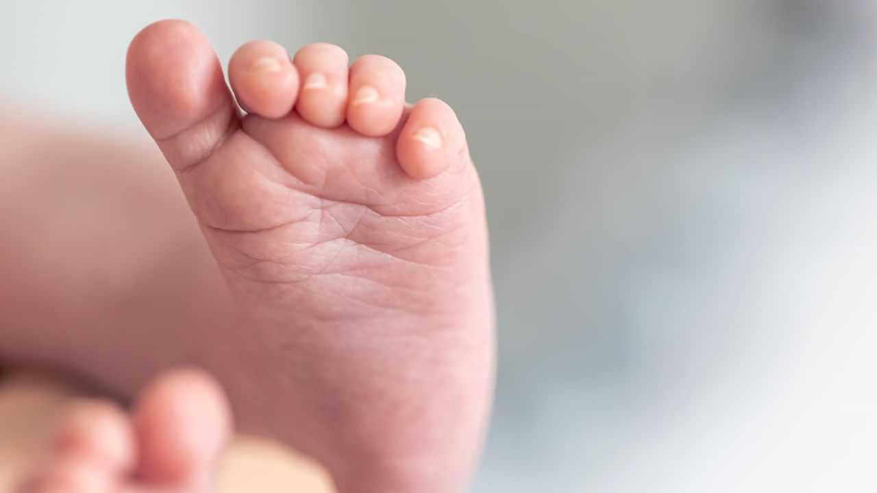 தண்ணீர் வாளியில் விழுந்த 1 வயது குழந்தை.. மூச்சுத்திணறி பலியான சோகம்!