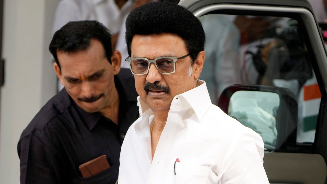 ஆகஸ்ட் 30ல் வெளிநாடுகளுக்கு செல்லும் முதல்வர் ஸ்டாலின்.. திட்டம் என்ன? டி.ஆர்.பி ராஜா தகவல்! ஆகஸ்ட் 30ல் வெளிநாடுகளுக்கு செல்லும் முதல்வர் ஸ்டாலின்.. திட்டம் என்ன? டி.ஆர்.பி ராஜா தகவல்!