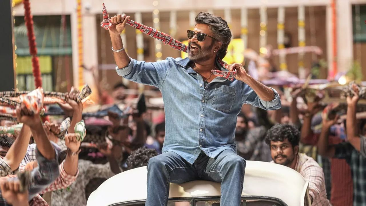 இது 1950 மாடல்… பார்ட்ஸ் எல்லாம் மாத்திட்டாங்க – கூலி பட விழாவில் கலகலப்பாக பேசிய ரஜினிகாந்த்! இது 1950 மாடல்… பார்ட்ஸ் எல்லாம் மாத்திட்டாங்க – கூலி பட விழாவில் கலகலப்பாக பேசிய ரஜினிகாந்த்!