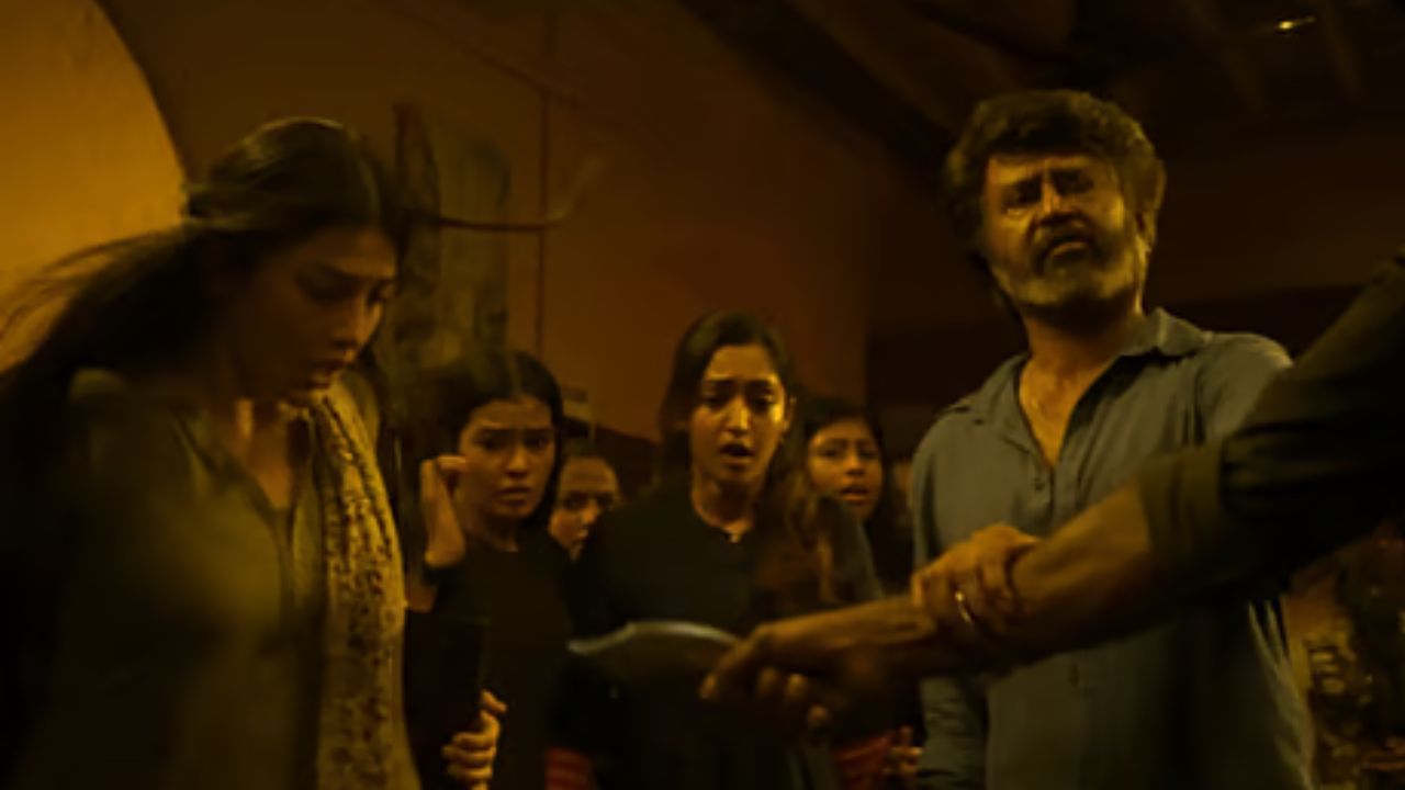 கூலி ஷூட்டிங் ஸ்பாட்டில் ஸ்ருதி ஹாசனுக்கு ஸ்வீட் ஊட்டி விட்ட ரஜினிகாந்த் – லோகேஷ் கனகராஜ் சொன்ன சம்பவம் கூலி ஷூட்டிங் ஸ்பாட்டில் ஸ்ருதி ஹாசனுக்கு ஸ்வீட் ஊட்டி விட்ட ரஜினிகாந்த் – லோகேஷ் கனகராஜ் சொன்ன சம்பவம்