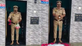 வீட்டை சூழந்த வெள்ள நீர்.. பால் ஊற்றி, மலர் தூவி வரவேற்ற காவலர்.. இணையத்தில் வைரலாகும் வீடியோ!...