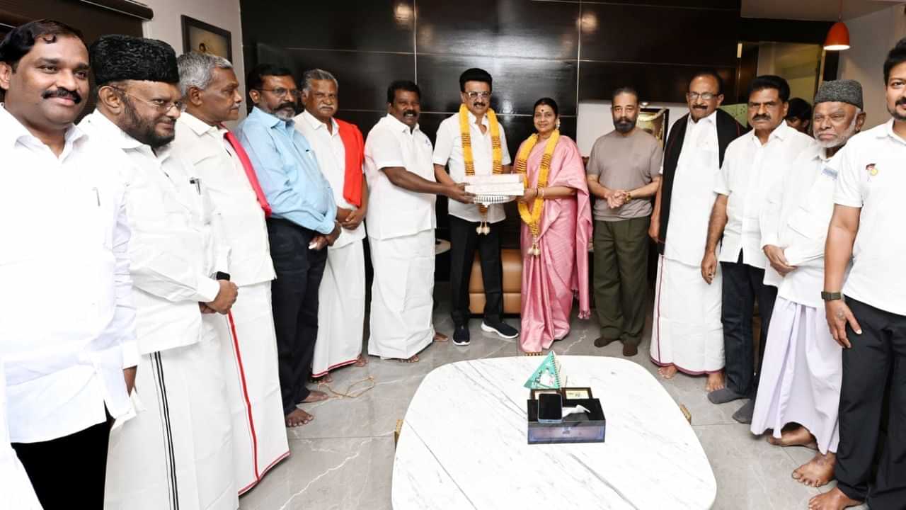 கூட்டணியில் புதிய கட்சிகள்? முதல்வருடன் முக்கிய மீட்டிங் நடத்திய கூட்டணி தலைவர்கள்.. என்ன மேட்டர்? கூட்டணியில் புதிய கட்சிகள்? முதல்வருடன் முக்கிய மீட்டிங் நடத்திய கூட்டணி தலைவர்கள்.. என்ன மேட்டர்?