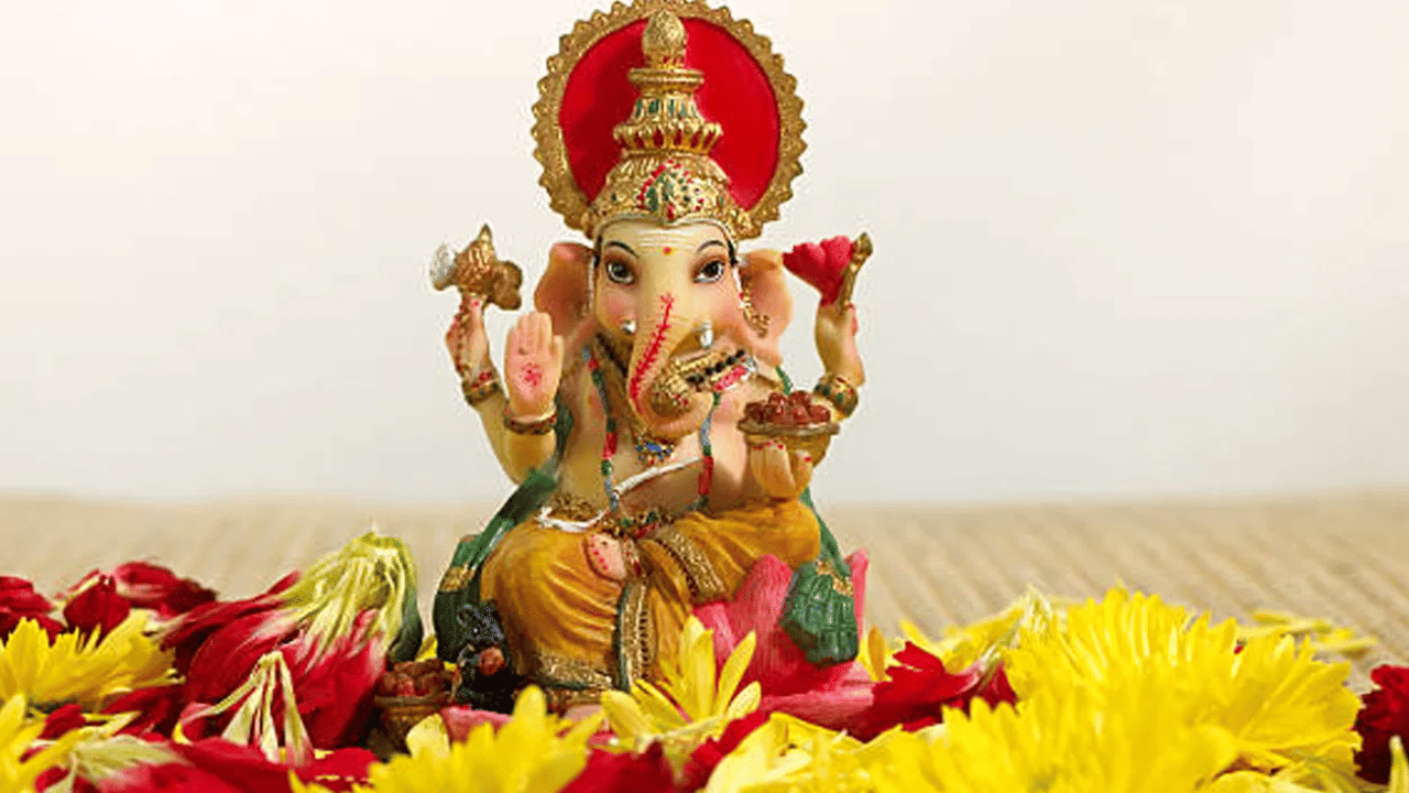 மும்பையில் விநாயகரச் சதுர்த்தி கொண்டாட்டம்…ரூ.474 கோடிக்கு இன்சூரன்ஸ் பாதுகாப்பு