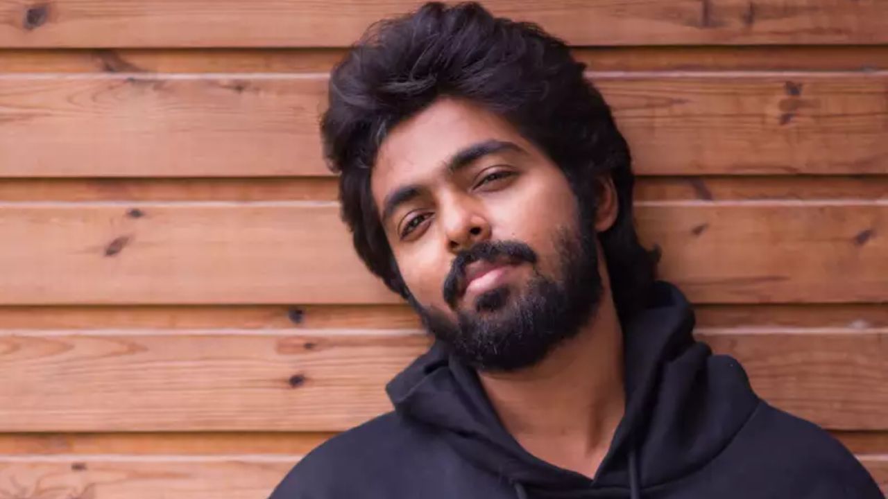 GV Prakash Kumar : 2வது முறையாக தேசிய விருதை வென்ற ஜி.வி பிரகாஷ் குமார்.. குவியும் வாழ்த்து! GV Prakash Kumar : 2வது முறையாக தேசிய விருதை வென்ற ஜி.வி பிரகாஷ் குமார்.. குவியும் வாழ்த்து!