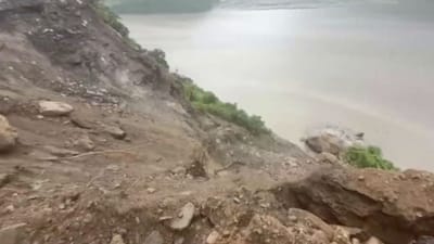 சண்டிகர்-மணாலி நெடுஞ்சாலையில் நிலச்சரிவு..!