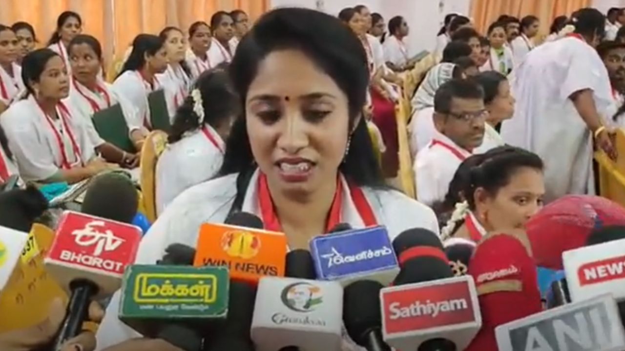 ஆளுநரிடம் இருந்து பட்டம் பெற மறுத்த மாணவி.. நெல்லை பல்கலைக்கழகத்தில் பரபரப்பு..