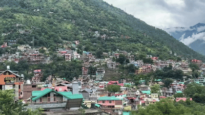 ஹிமாச்சல பிரதேசத்தில் கன மழை காரணமாக சாலைப் போக்குவரத்து பாதிப்பு