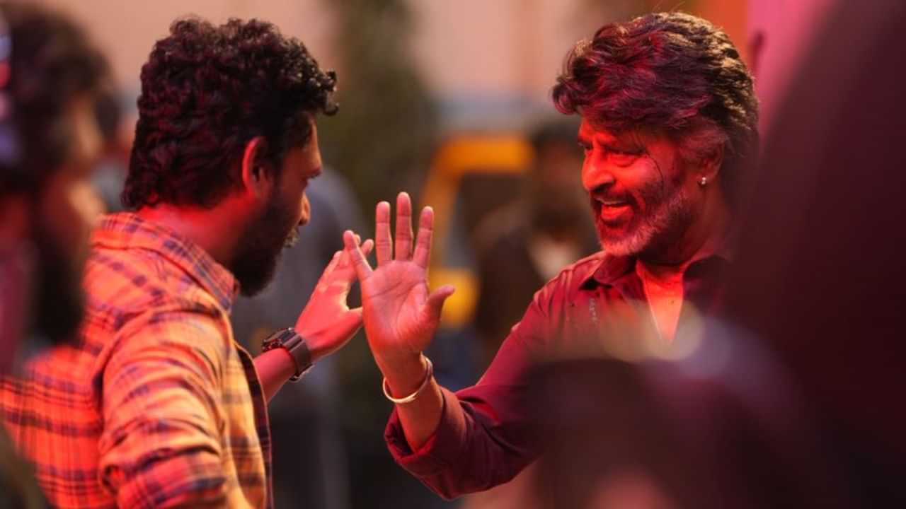 கூலி படத்திற்கு இவ்வளவு அன்பு கிடைக்க நீங்கதான் காரணம் தலைவரே - ரஜினிகாந்த் குறித்து லோகேஷ் கனகராஜ் நெகிழ்ச்சி கூலி படத்திற்கு இவ்வளவு அன்பு கிடைக்க நீங்கதான் காரணம் தலைவரே - ரஜினிகாந்த் குறித்து லோகேஷ் கனகராஜ் நெகிழ்ச்சி