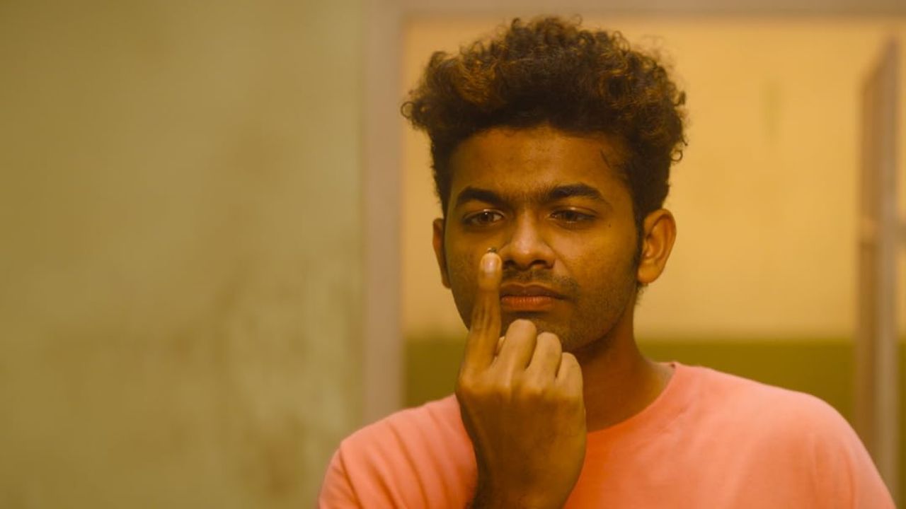 உங்களுக்கு நான் ஈ படம் பிடிக்குமா? அப்போ இந்த லவ்லி படத்தை மிஸ் செய்யாதீர்கள்