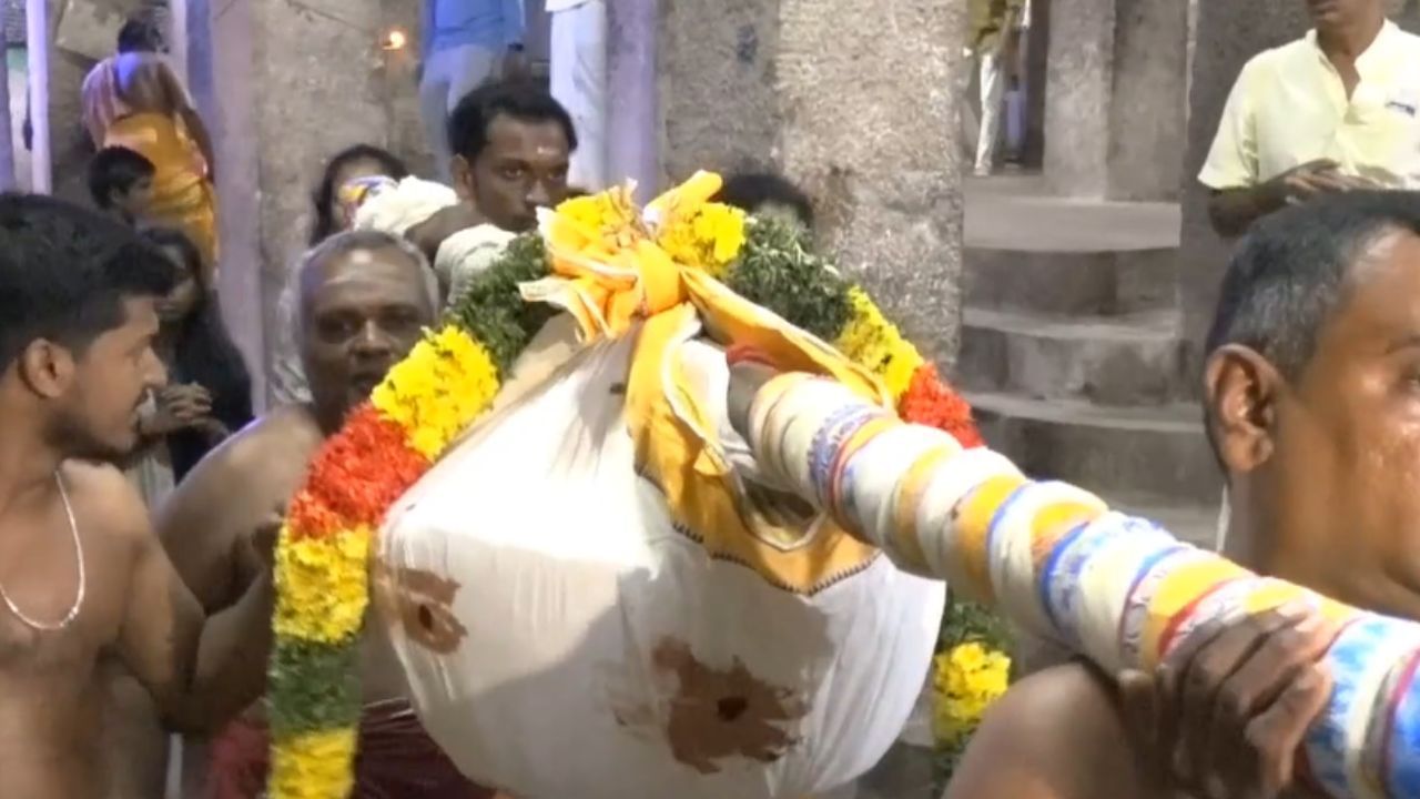 Ganesh Chaturthi 2025:  150கிலோ கொழுக்கட்டை.. திருச்சி மலைக்கோட்டையில் விநாயகர் சதுர்த்தி ஸ்பெஷல்
