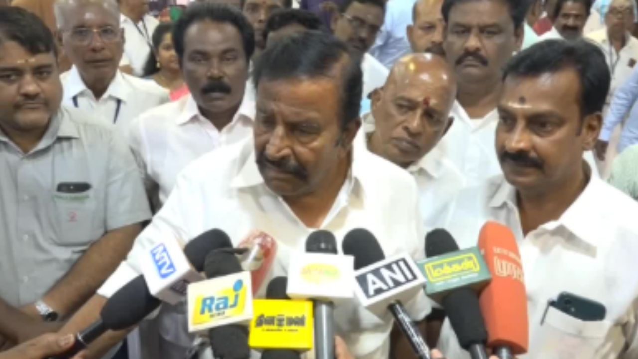 தூய்மை பணியாளர்களின் பிரச்னைக்கு விரைவில் தீர்வு.. அமைச்சர் கே.என்.நேரு பேட்டி
