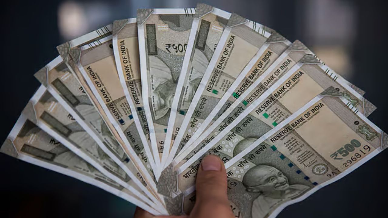 Money Management: வாழ்க்கையில் இந்த 5 விஷயங்களை பின்பற்றினால் பணப்பிரச்னை இருக்காது! Money Management: வாழ்க்கையில் இந்த 5 விஷயங்களை பின்பற்றினால் பணப்பிரச்னை இருக்காது!