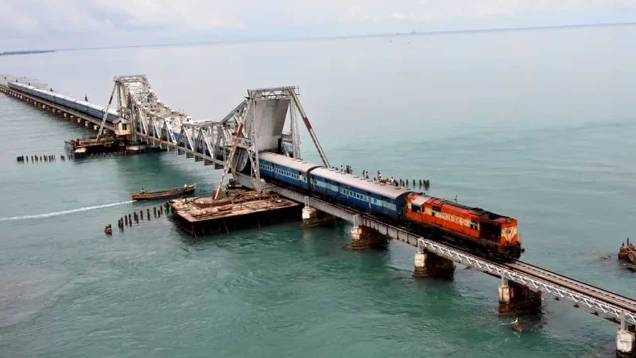 வரலாற்று சின்னம்.. அகற்றப்படும் பழைய பாம்பன் பாலம்.. டெண்டர் அறிவிப்பு!