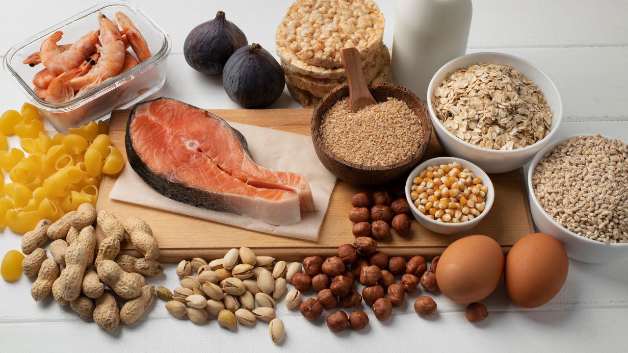 Health Tips: தினமும் எவ்வளவு புரதம் உடலுக்கு தேவை..? புரதம் நிறைந்த உணவுகள் லிஸ்ட் இதோ! Health Tips: தினமும் எவ்வளவு புரதம் உடலுக்கு தேவை..? புரதம் நிறைந்த உணவுகள் லிஸ்ட் இதோ!