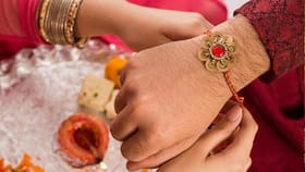 Vastu Tips: ரக்‌ஷா பந்தன் பண்டிகை.. ராக்கி கட்டும்போது பின்பற்ற வேண்டிய வாஸ்து விதிகள்!...