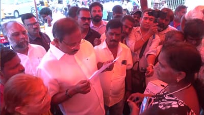 போராடும் தூய்மை பணியாளர்கள்.. நேரில் சந்தித்த பாஜக தலைவர்கள்!