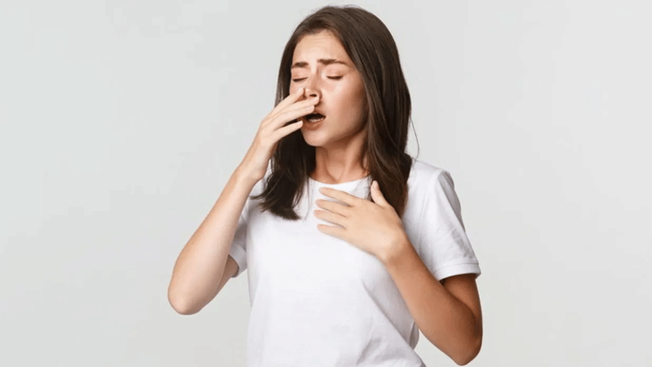 தும்மலை அடக்கினால் என்ன நடக்கும் தெரியுமா? மருத்துவர்கள் எச்சரிக்கை