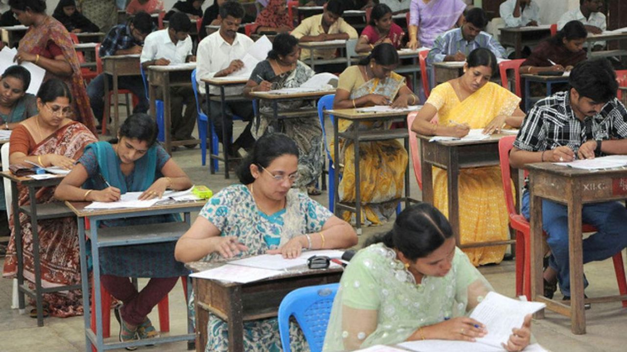 ஆசிரியர் தகுதித் தேர்வு தேதியில் மாற்றம்.. எப்போது? வெளியான அதிகாரப்பூர்வு அறிவிப்பு