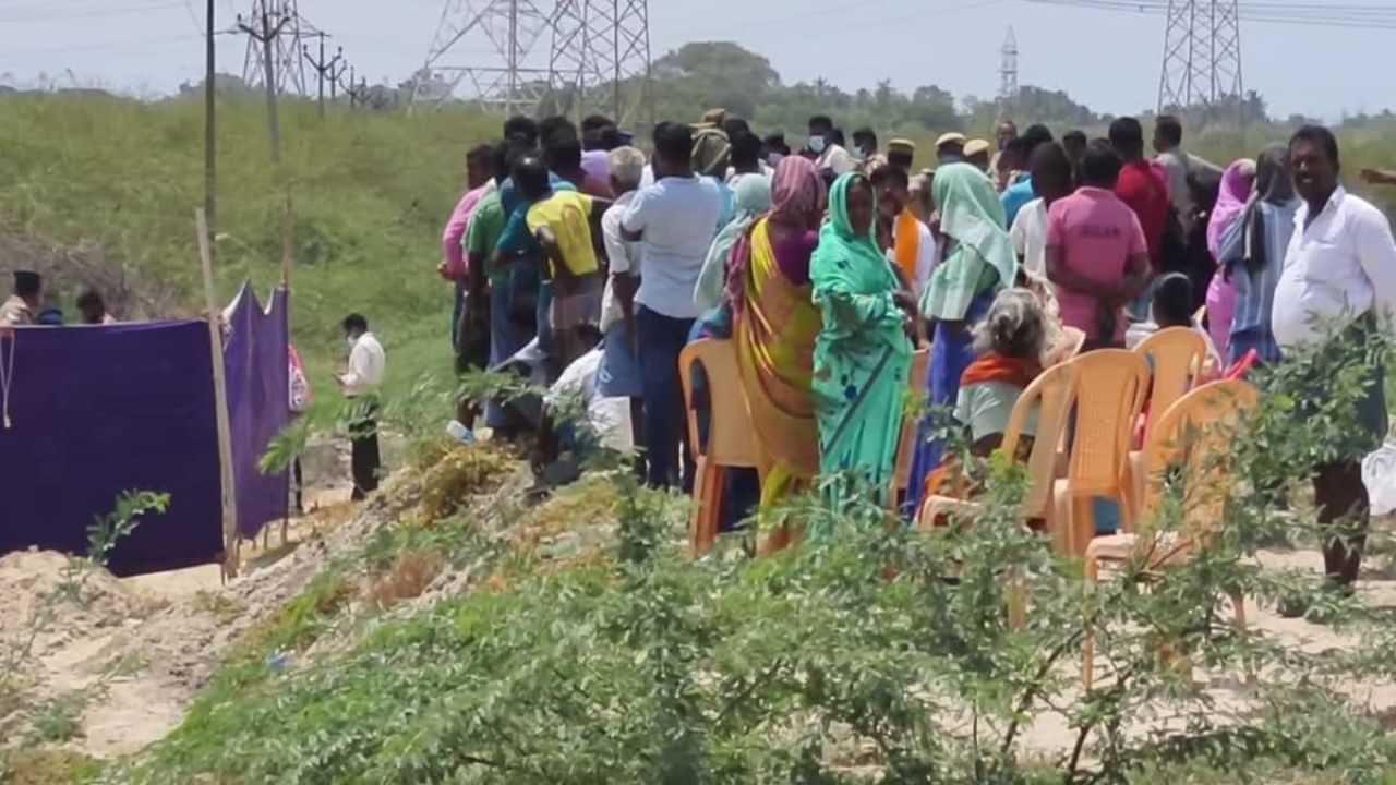 தூத்துக்குடியில் இரட்டை கொலை..  தோண்ட தோண்ட சடலங்கள்.. கஞ்சா கும்பல் செய்த கொடூரம்!