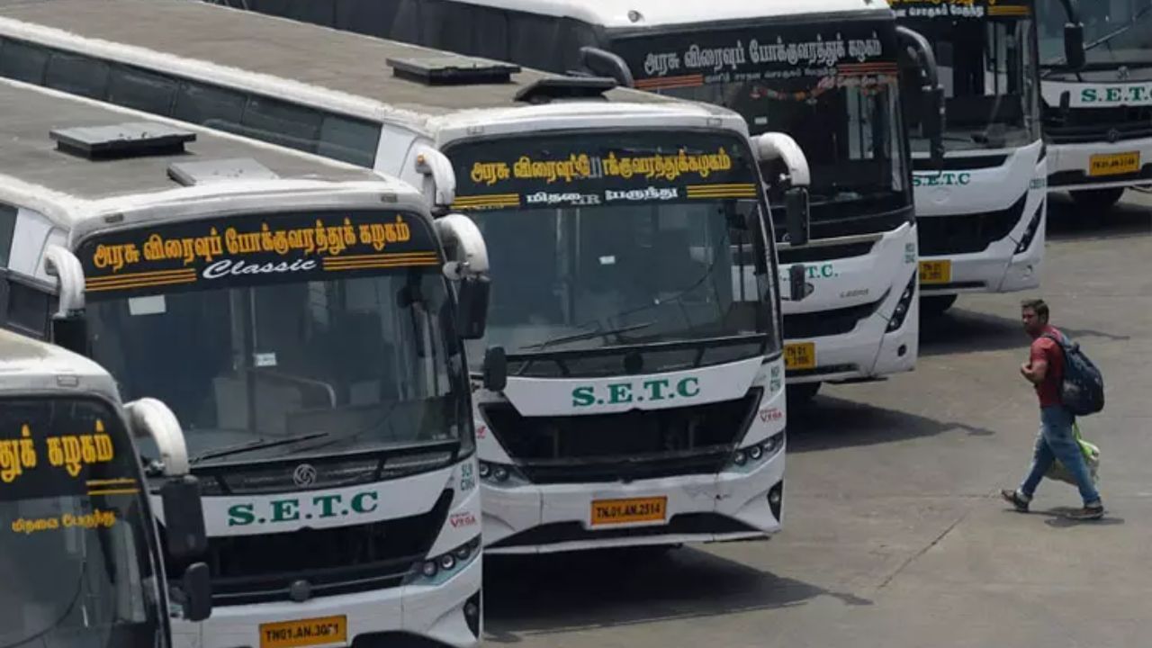 வீக் எண்டில் சொந்த ஊருக்கு போறீங்களா?  3 நாட்களுக்கு சிறப்பு பேருந்துகள்.. உடனே முன்பதிவு பண்ணுங்க!