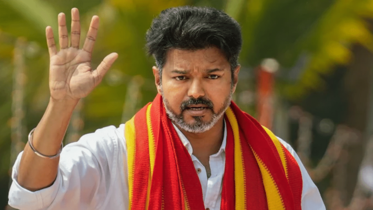 மதுரை மாநில மாநாடு – புதிய தேதியை அறிவித்த தவெக தலைவர் விஜய் – காரணம் என்ன ? மதுரை மாநில மாநாடு – புதிய தேதியை அறிவித்த தவெக தலைவர் விஜய் – காரணம் என்ன ?