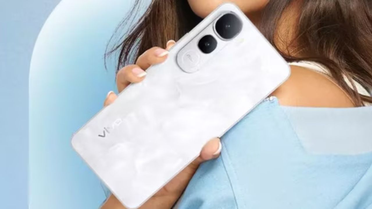 Vivo Y400 5G : இந்தியாவில் அறிமுகமானது விவோ ஒய்400 5ஜி ஸ்மார்ட்போன்.. சிறப்பு அம்சங்கள் என்ன? Vivo Y400 5G : இந்தியாவில் அறிமுகமானது விவோ ஒய்400 5ஜி ஸ்மார்ட்போன்.. சிறப்பு அம்சங்கள் என்ன?