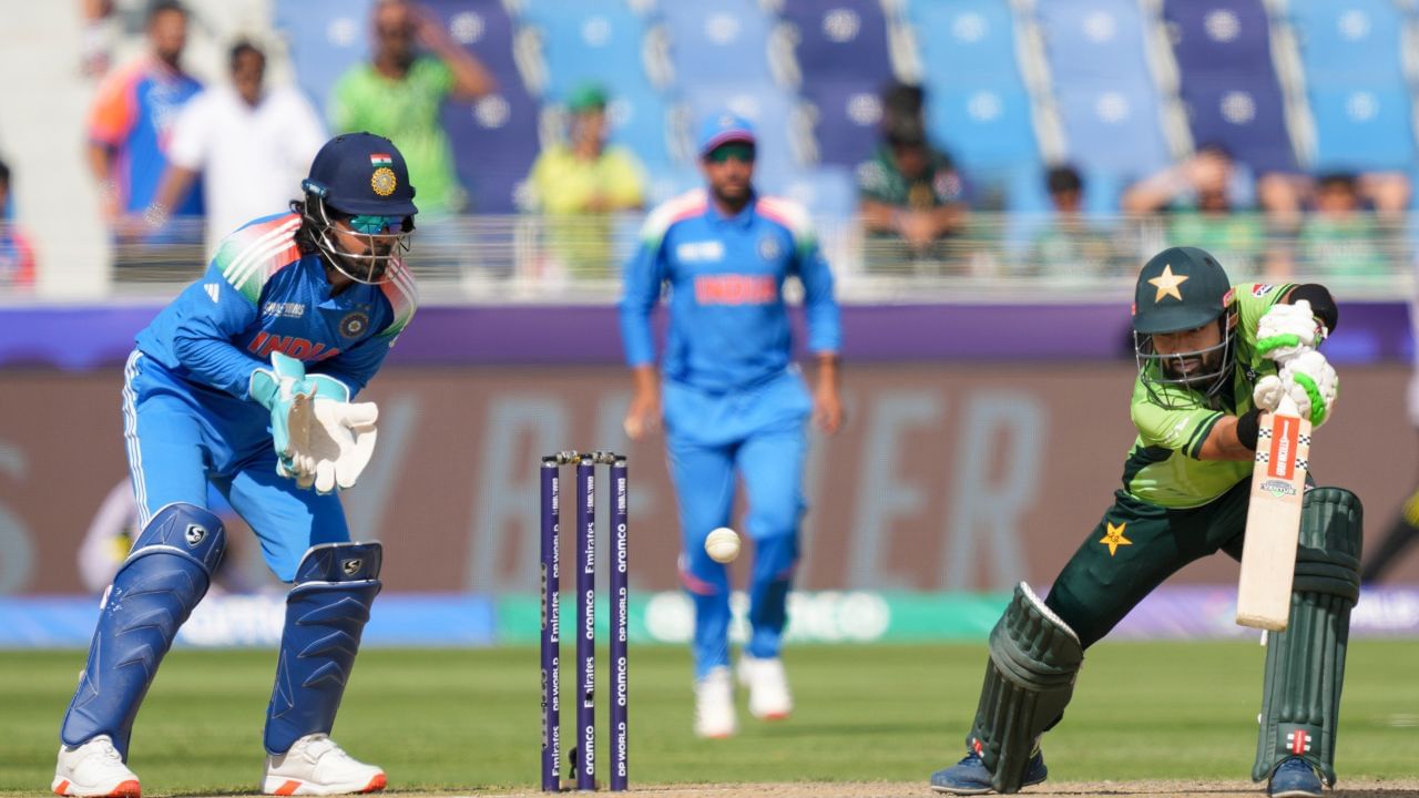 India vs Pakistan: பாகிஸ்தானை எதிர்கொள்ளும் இந்தியா.. ரசிகர்களை மகிழ வைக்கும் போட்டியை எங்கே, எப்படி நேரலையில் பார்ப்பது?