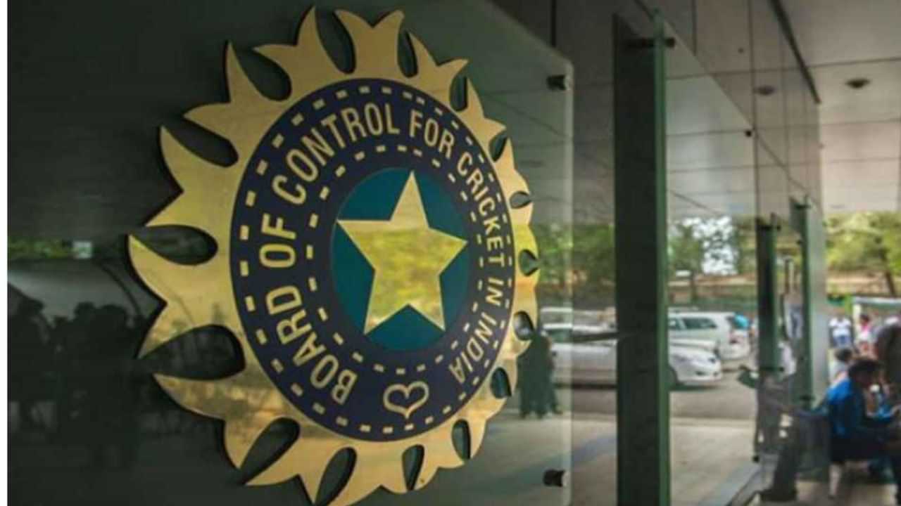 Next BCCI President: பிசிசிஐ தலைவருக்கு 3 முக்கிய நிர்வாகிகள் போட்டி.. தேர்தல் எப்போது..? BCCI செயலாளர் விளக்கம்! Next BCCI President: பிசிசிஐ தலைவருக்கு 3 முக்கிய நிர்வாகிகள் போட்டி.. தேர்தல் எப்போது..? BCCI செயலாளர் விளக்கம்!