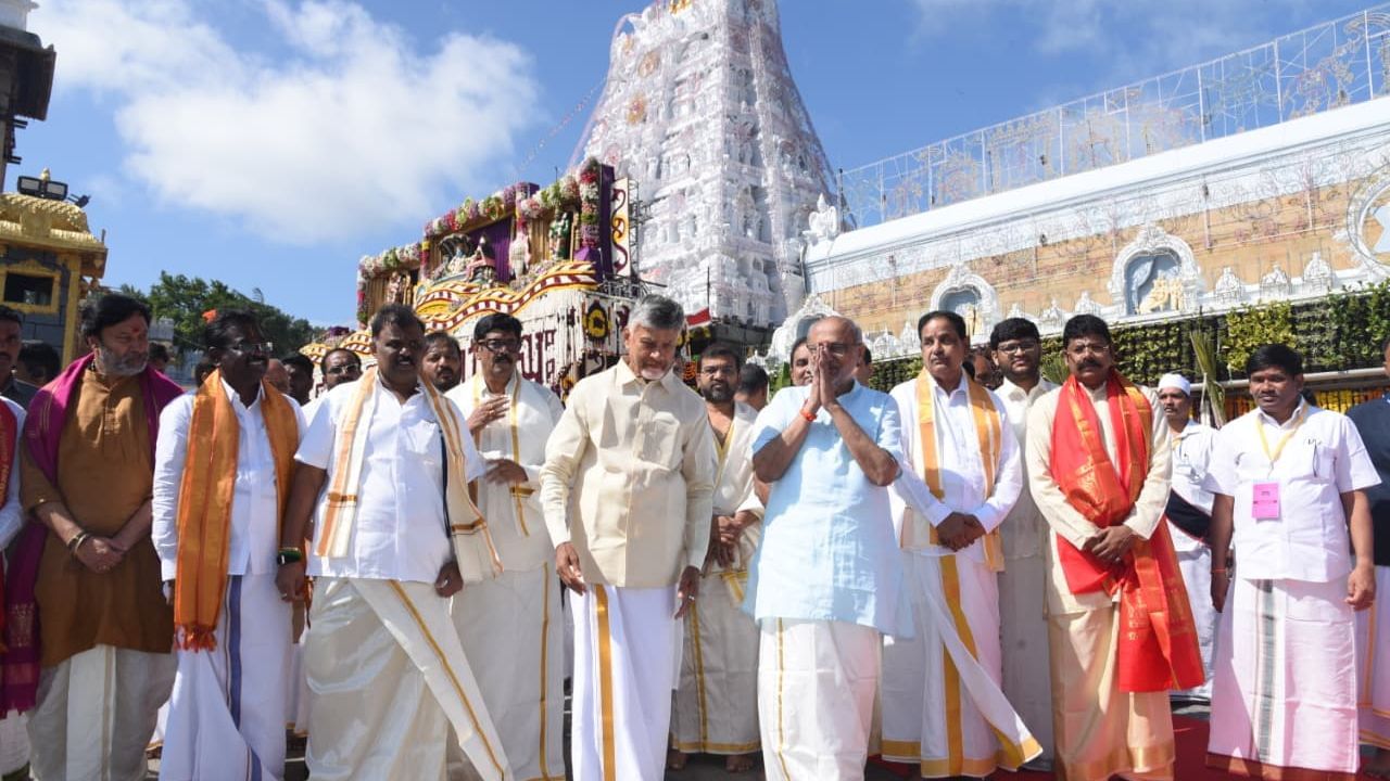 திருப்பதியில் துணை ஜனாதிபதி சி.பி.ராதாகிருஷ்ணன் தரிசனம்