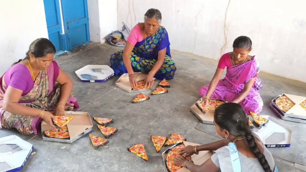 விரைவில் தீபாவளி பண்டிகை.. சிவகாசியில் முழு வீச்சில் தயாராகும் பட்டாசுகள்!