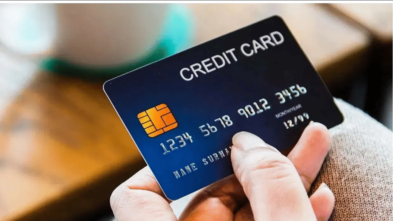 போன் மூலம் நடக்கும் கிரெடிட் கார்டு மோசடிகள் - பாதுகாப்பாக இருப்பது எப்படி? போன் மூலம் நடக்கும் கிரெடிட் கார்டு மோசடிகள் - பாதுகாப்பாக இருப்பது எப்படி?