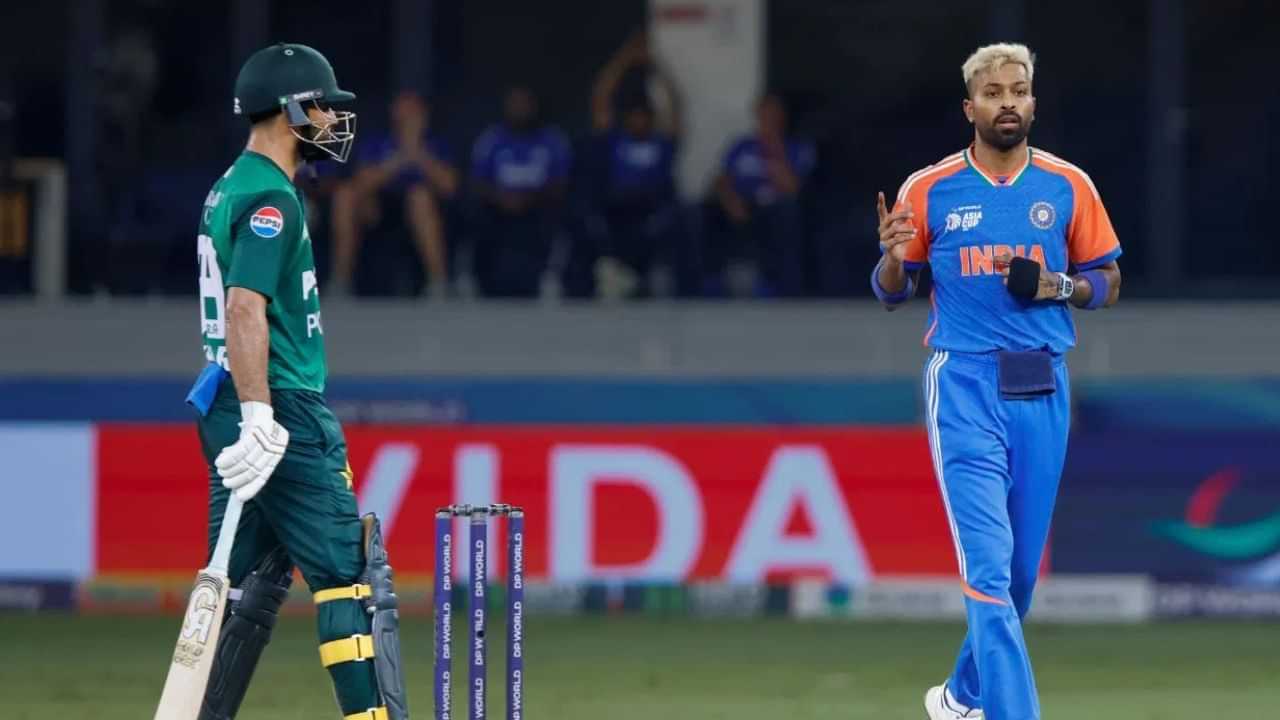 India vs Pakistan: இந்தியாவிற்கு எதிரான தோல்வி..! மீண்டும் நடுவரை கைகாட்டும் பாகிஸ்தான்.. ஐசிசியிடம் புகார்! India vs Pakistan: இந்தியாவிற்கு எதிரான தோல்வி..! மீண்டும் நடுவரை கைகாட்டும் பாகிஸ்தான்.. ஐசிசியிடம் புகார்!