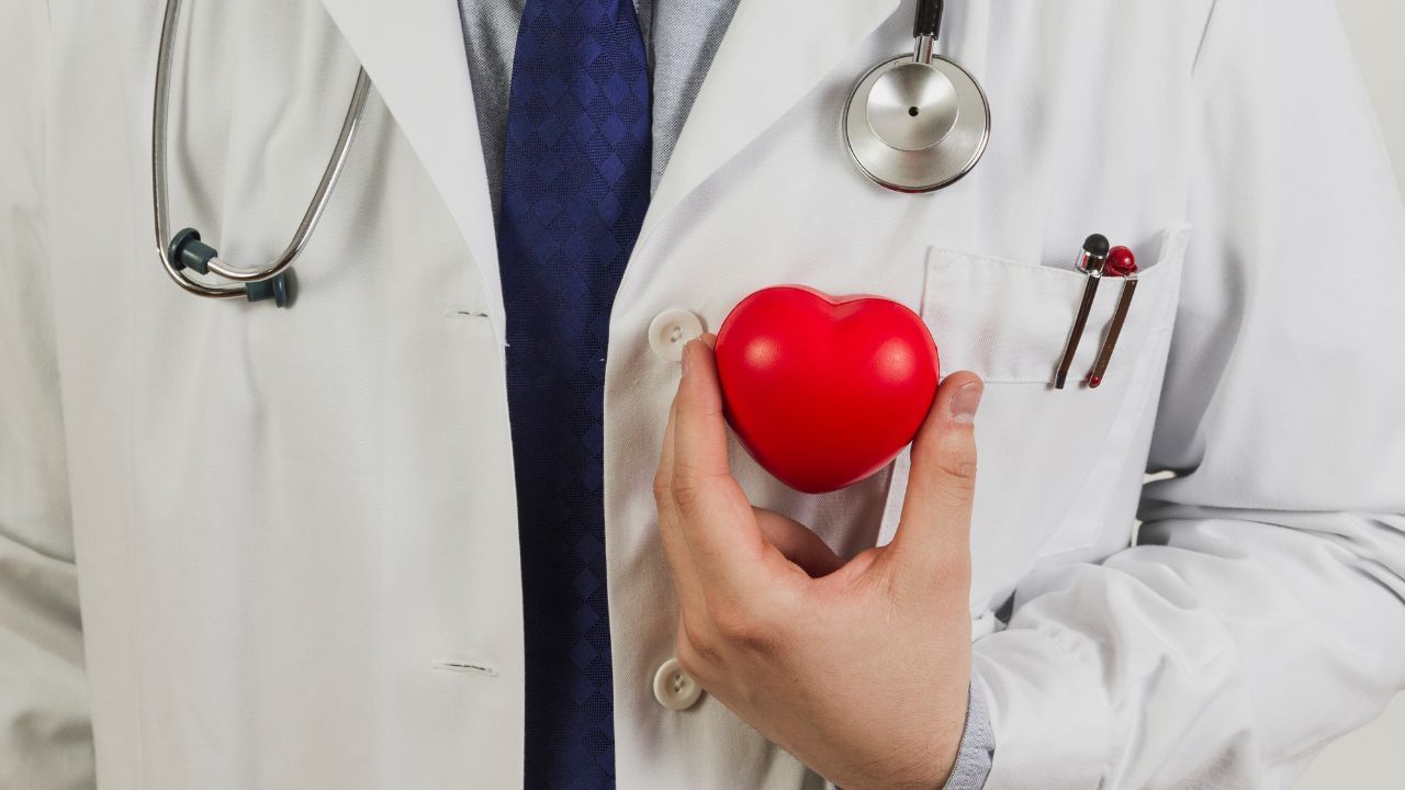 Heart Health: இதயத்தை இரும்பைப் போல் வலுவாக்க வேண்டுமா..? தினமும் இதை செய்தால் போதும்! Heart Health: இதயத்தை இரும்பைப் போல் வலுவாக்க வேண்டுமா..? தினமும் இதை செய்தால் போதும்!