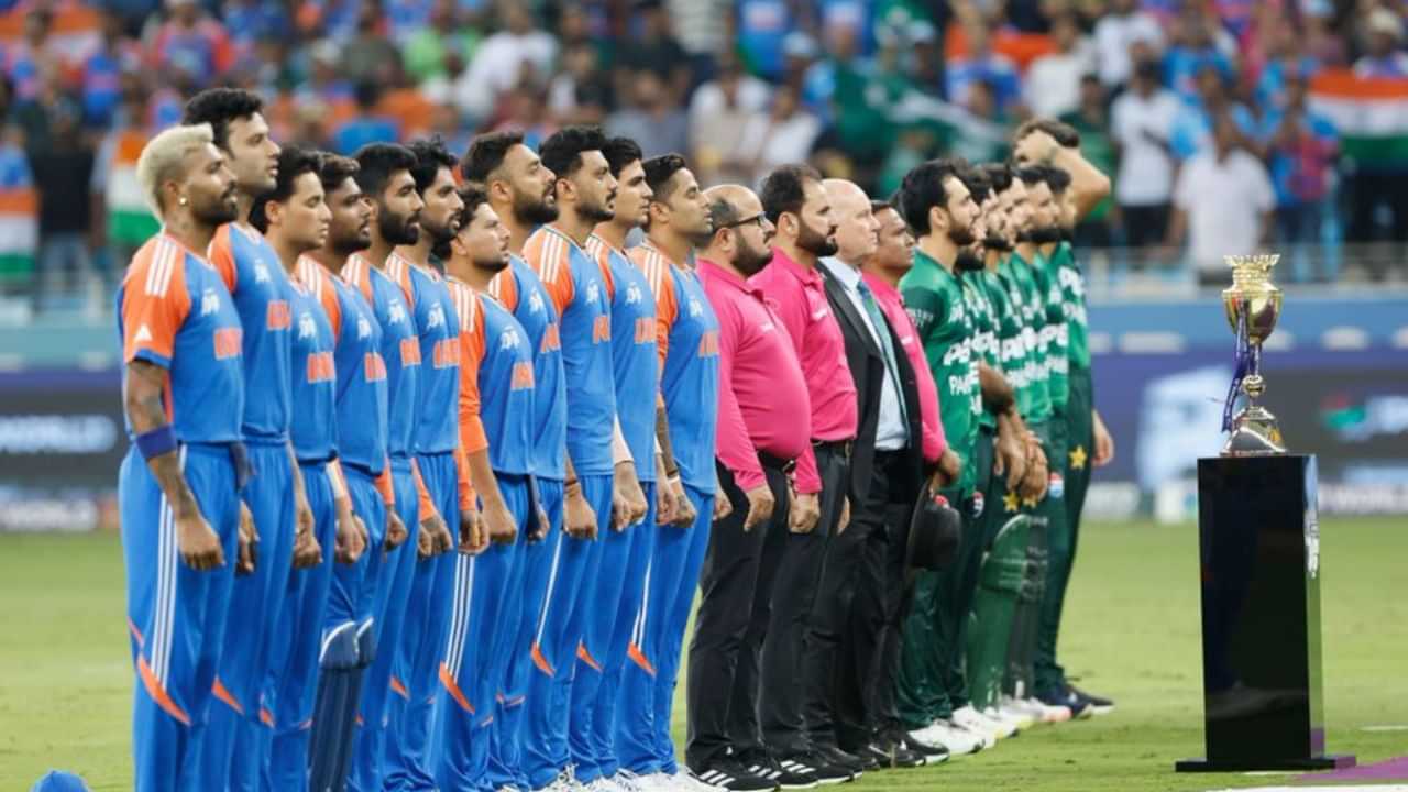 IND vs PAK T20 Record: முக்கிய போட்டிகளில் பேட்டிங்கில் தடுமாற்றம்.. டி20 போட்டியில் இந்தியா - பாகிஸ்தான் இதுவரை எப்படி? IND vs PAK T20 Record: முக்கிய போட்டிகளில் பேட்டிங்கில் தடுமாற்றம்.. டி20 போட்டியில் இந்தியா - பாகிஸ்தான் இதுவரை எப்படி?