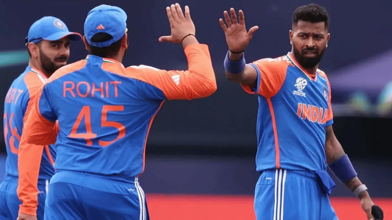 இந்திய கிரிக்கெட் அணியின் ஜெர்சி ஸ்பான்சர்ஷிப் விலை உயர்வு - ஒரு போட்டிக்கு இத்தனை கோடியா? இந்திய கிரிக்கெட் அணியின் ஜெர்சி ஸ்பான்சர்ஷிப் விலை உயர்வு - ஒரு போட்டிக்கு இத்தனை கோடியா?