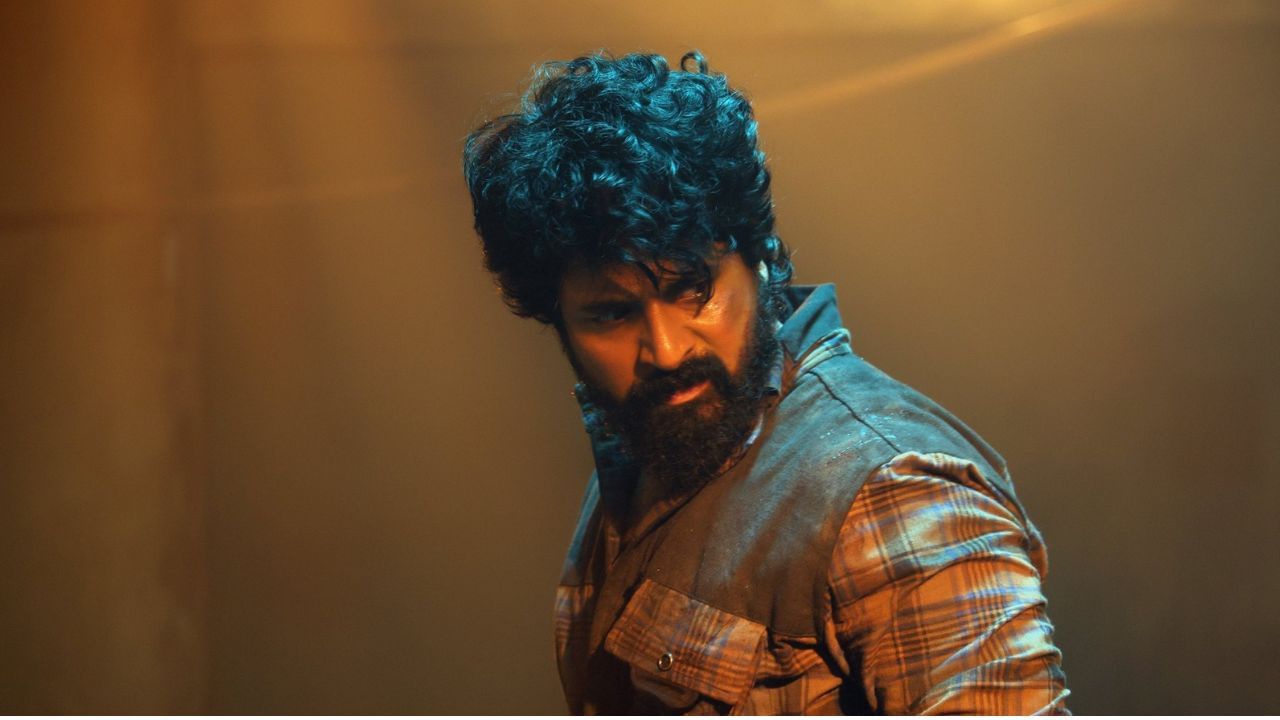 Madharaasi : மதராஸி படத்தின் காட்சிகள் இணையத்தில் ரிலீஸ்.. எச்சரித்த படக்குழு! Madharaasi : மதராஸி படத்தின் காட்சிகள் இணையத்தில் ரிலீஸ்.. எச்சரித்த படக்குழு!