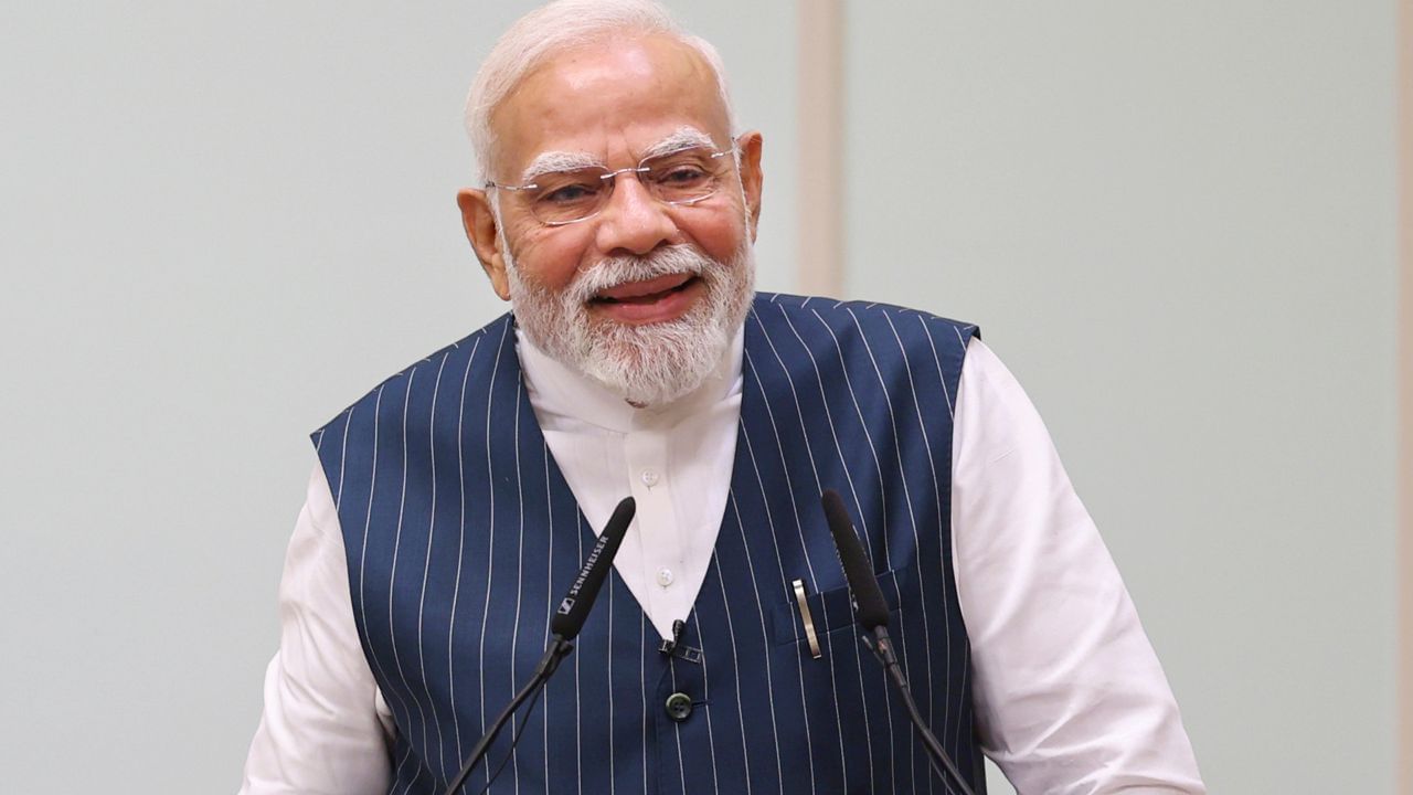நெருங்கும் தேர்தல்.. பாஜகவின் மாநில மாநாடுகள்.. பிரதமர் மோடி பங்கெற்க திட்டம்.. நெருங்கும் தேர்தல்.. பாஜகவின் மாநில மாநாடுகள்.. பிரதமர் மோடி பங்கெற்க திட்டம்..