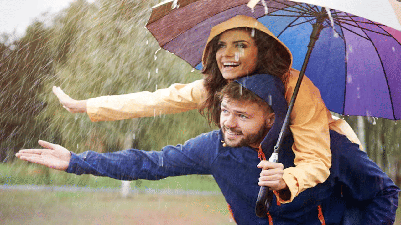 மழை காலங்களில் உடைகளில் சேறு படிகிறதா? தவிர்க்க இதை பண்ணுங்க!