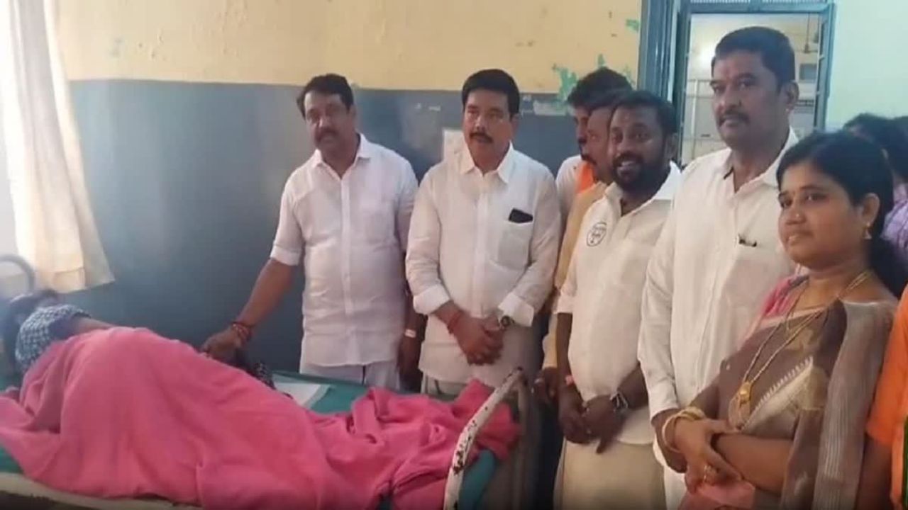 பிரதமர் மோடி பிறந்தநாள்.. குழந்தைகளுக்கு தங்க மோதிரம் அணிவித்த நயினார் நாகேந்திரன்