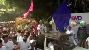 பிரதமர் மோடியின் பிறந்தநாளுக்காக ஸ்பெஷல் மராத்தான்.. கொடியசைத்து தொடங்கி வைத்த சாய்னா நேவால்! பிரதமர் மோடியின் பிறந்தநாளுக்காக ஸ்பெஷல் மராத்தான்.. கொடியசைத்து தொடங்கி வைத்த சாய்னா நேவால்!